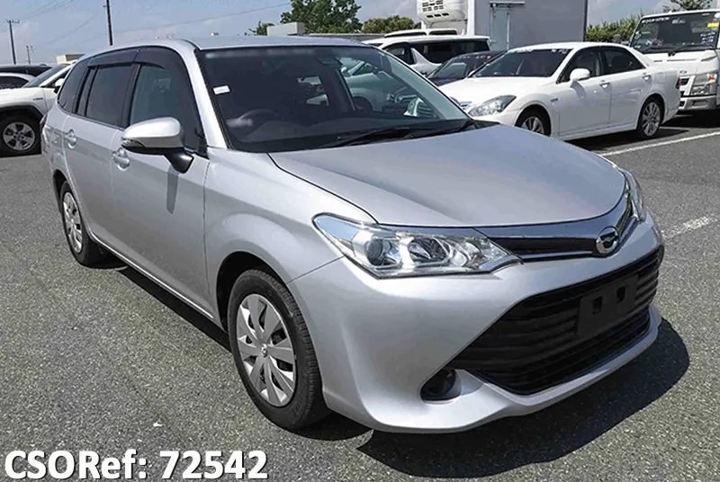 Toyota / Corolla Fielder 2015